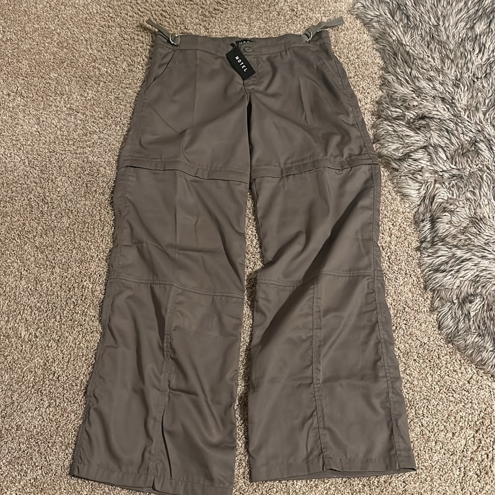 Motel Tansy Wide Leg Cargo Trouser In Stone Green M - Picture 8 of 9